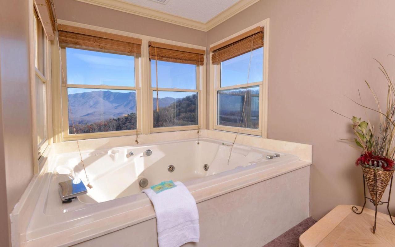 Sky High Villa Gatlinburg Exterior photo